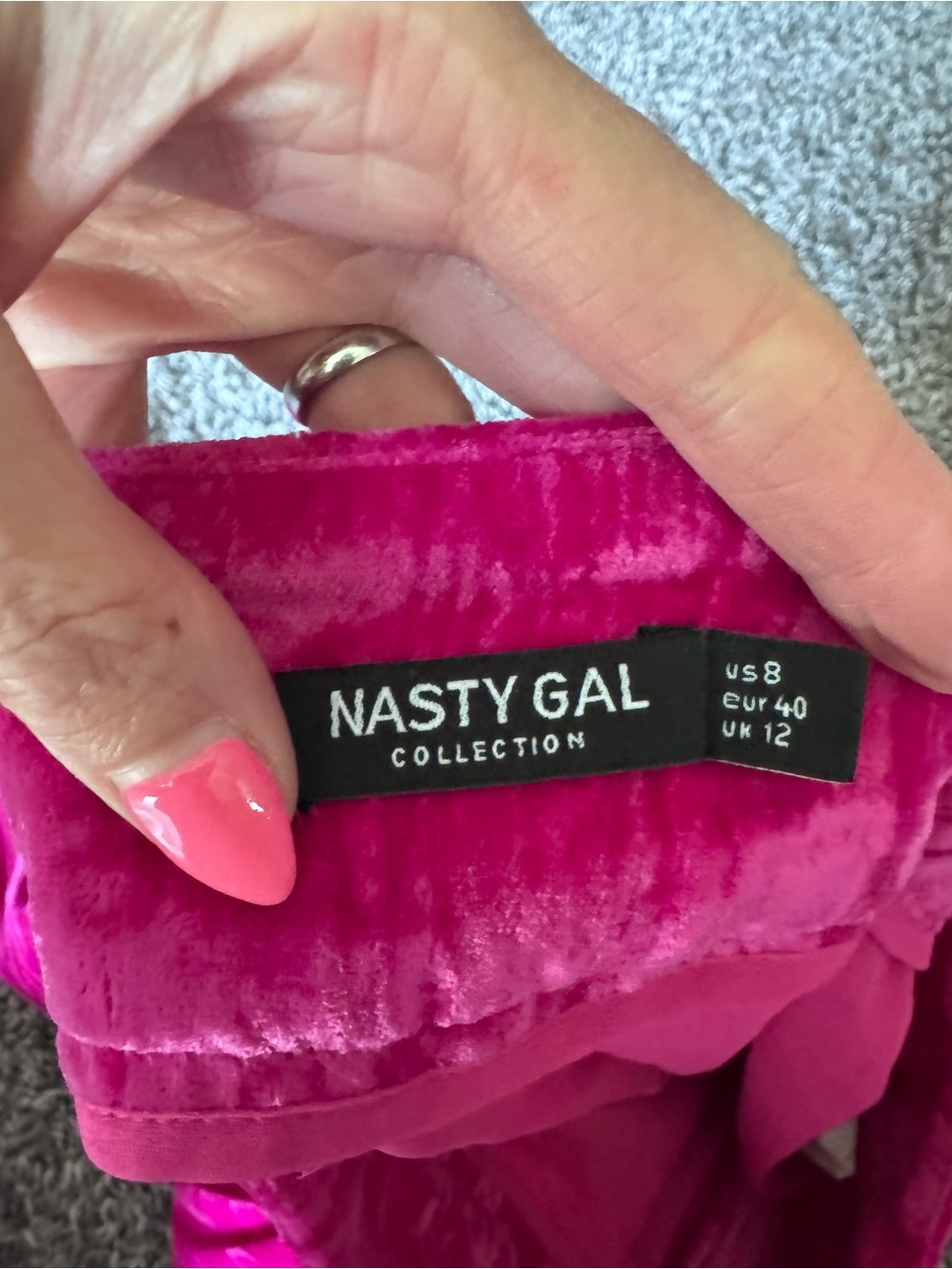 Nasty Gal Hot Pink Crushed Velvet Tailored BLAZER Suit Set 33 Inseam Size 8 - Picture 9 of 14